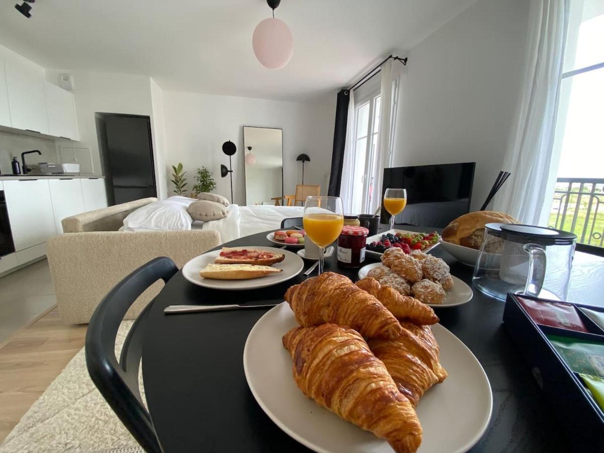 Disneyland Minimalist Lifestyle - 5 Pax Apartment Serris Ngoại thất bức ảnh